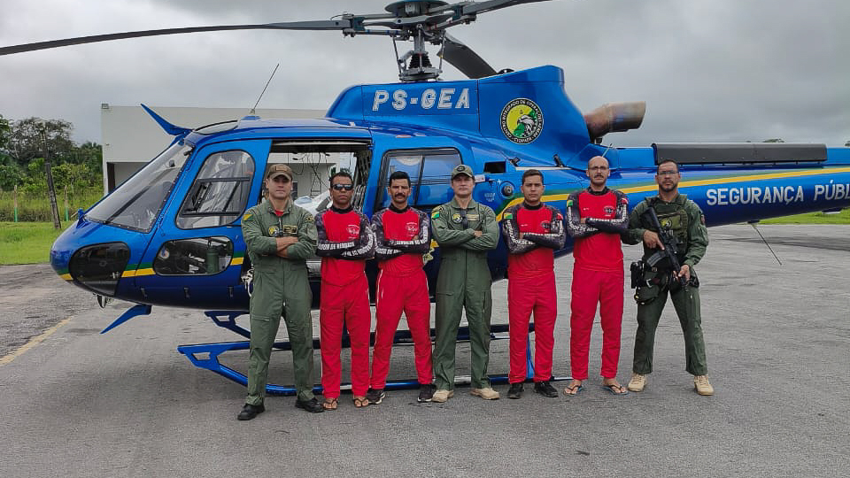 Bombeiros resgatam corpo de indígena desaparecido em aldeia de Feijó